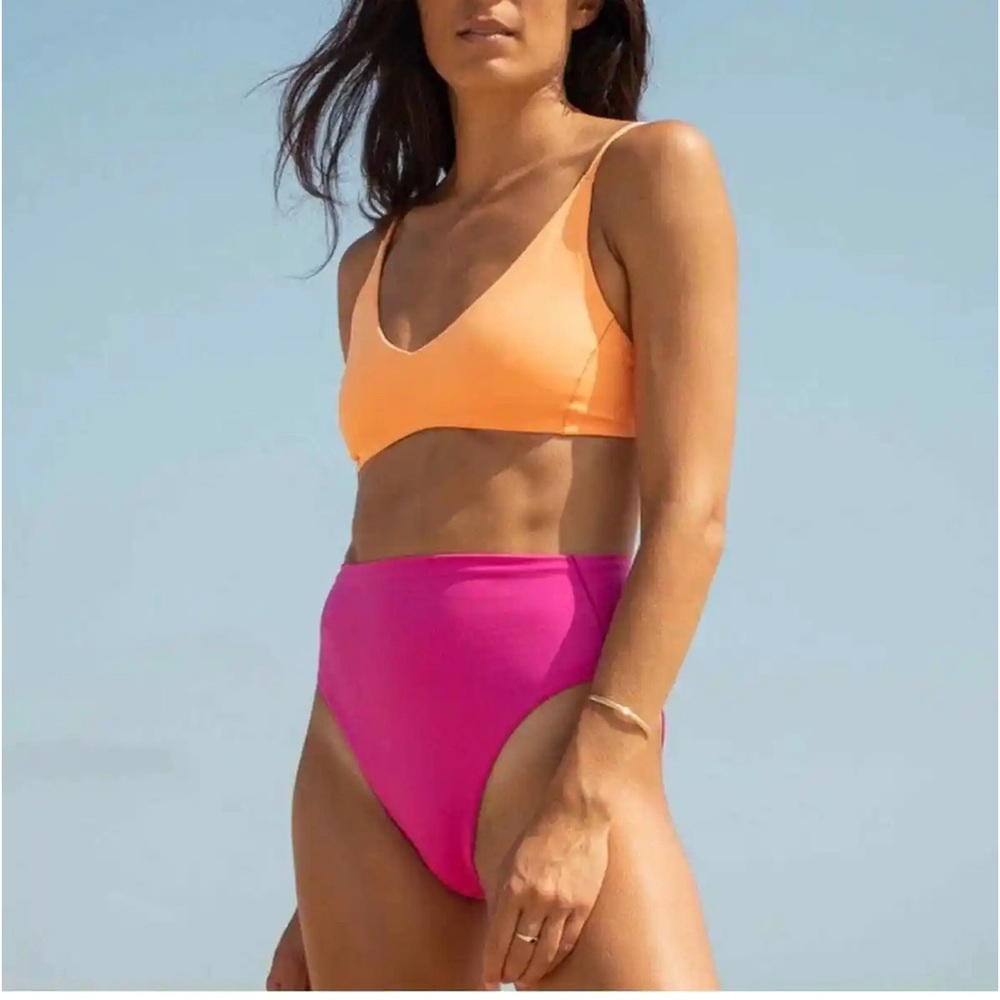 NWT Left on Friday Sunday Top - Size M, Popsicle